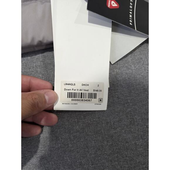 New with tags! Lululemon Gray puffer down vest women’s size 2 - Picture 3 of 8